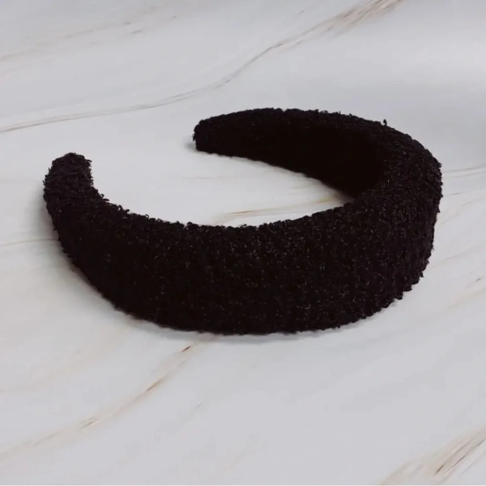 Teddy Cozy Fuzzy Headband Black Plush Soft Winter Hair Accessory NWT